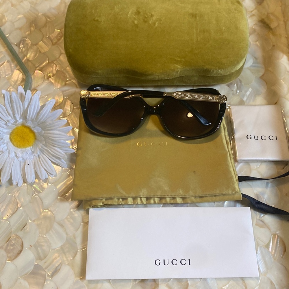authentic Gucci sunglasses